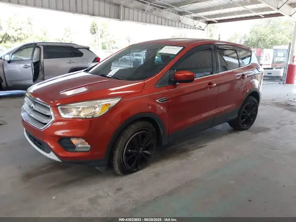 1FMCU0GDXKUB95901 2019 FORD ESCAPE - Image 2