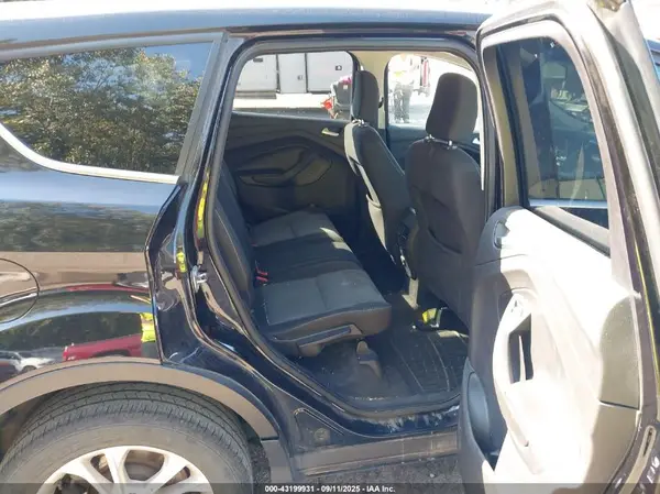 1FMCU0GDXKUC06797 2019 FORD ESCAPE - Image 8