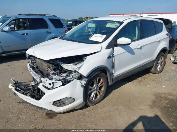 1FMCU0GDXKUC09361 2019 FORD ESCAPE - Image 2