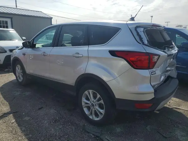 1FMCU0GDXKUC09635 2019 FORD ESCAPE - Image 2