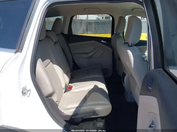 1FMCU0GDXKUC36933 2019 FORD ESCAPE - Image 8