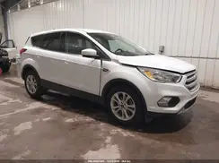 1FMCU0GDXKUC37869 2019 FORD ESCAPE