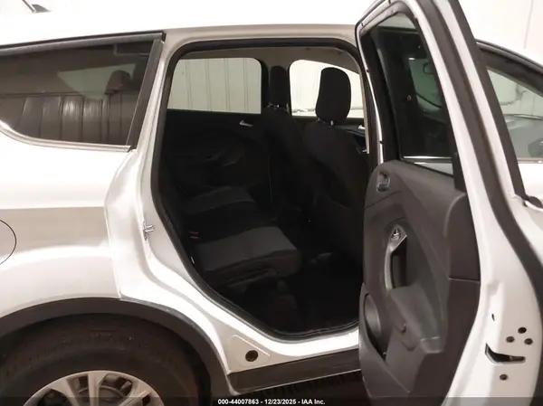 1FMCU0GDXKUC37869 2019 FORD ESCAPE - Image 8
