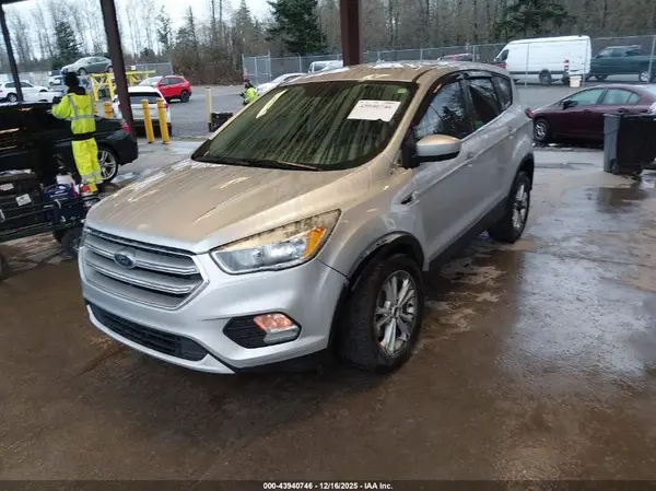 1FMCU0GDXKUC46006 2019 FORD ESCAPE - Image 2