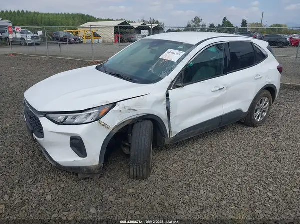 1FMCU0GN0PUA81597 2023 FORD ESCAPE - Image 2
