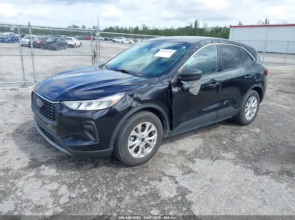 1FMCU0GN0RUB15086 2024 FORD ESCAPE - Image 2