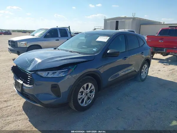 1FMCU0GN0SUA73279 2025 FORD ESCAPE - Image 2