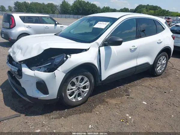 1FMCU0GN1PUA74173 2023 FORD ESCAPE - Image 2