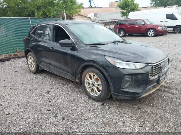 1FMCU0GN1PUA86596 2023 FORD ESCAPE - Image 1