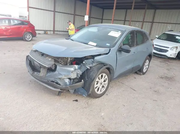 1FMCU0GN1RUA38664 2024 FORD ESCAPE - Image 2