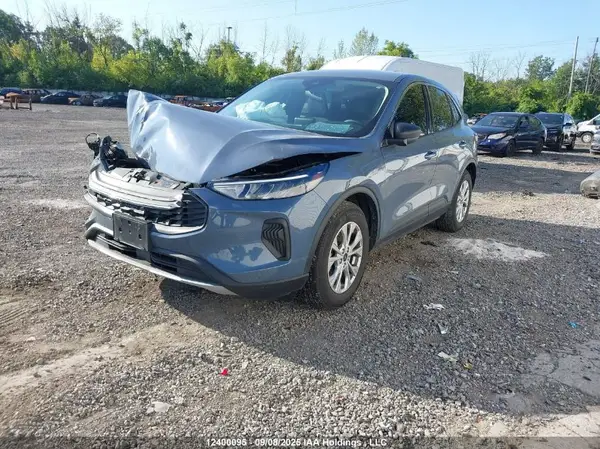 1FMCU0GN2RUA22327 2024 FORD ESCAPE - Image 2