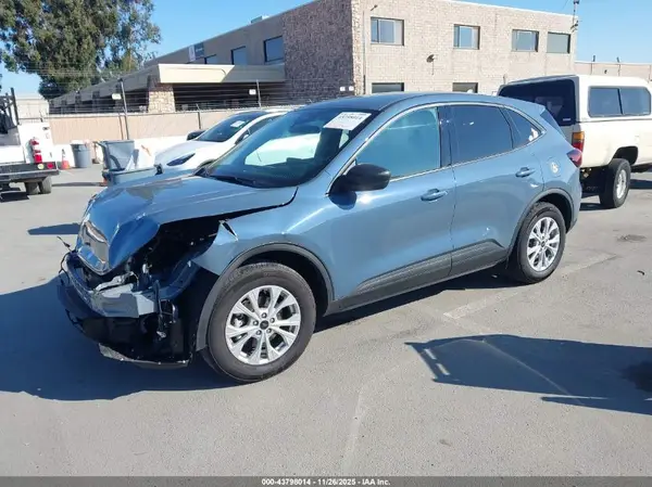 1FMCU0GN2SUA77219 2025 FORD ESCAPE - Image 2
