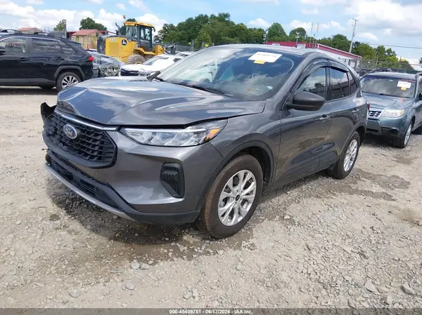 1FMCU0GN2SUB67681 2025 FORD ESCAPE - Image 2