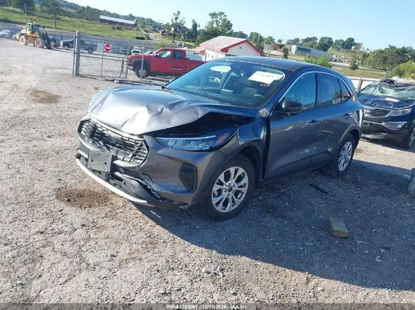 1FMCU0GN3RUA09862 2024 FORD ESCAPE - Image 2