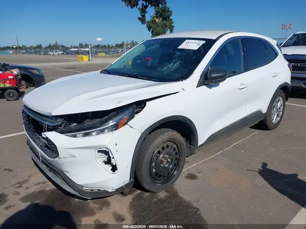 1FMCU0GN3RUA37175 2024 FORD ESCAPE - Image 2