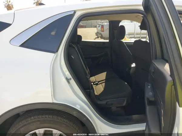 1FMCU0GN3RUA37175 2024 FORD ESCAPE - Image 8