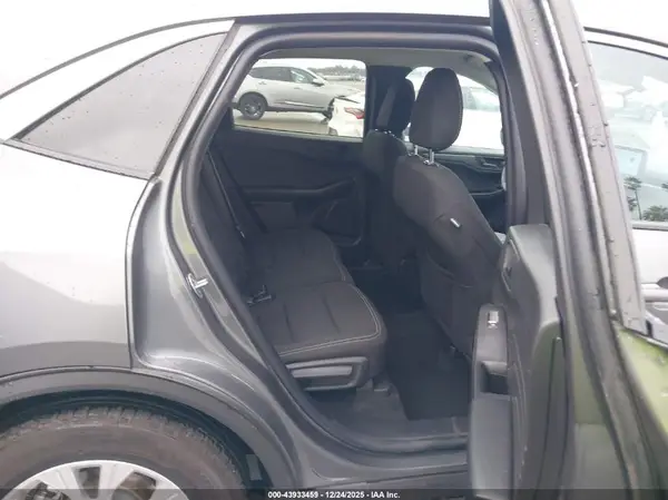1FMCU0GN3RUA43140 2024 FORD ESCAPE - Image 8