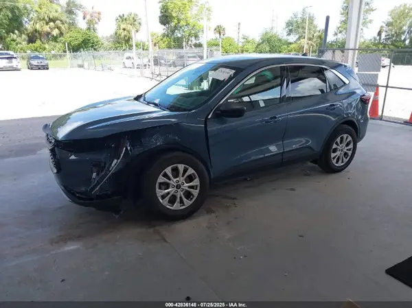 1FMCU0GN3RUA78258 2024 FORD ESCAPE - Image 2