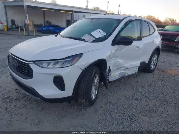 1FMCU0GN3SUA41863 2025 FORD ESCAPE - Image 2