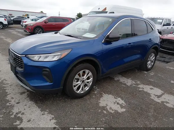 1FMCU0GN4PUA18633 2023 FORD ESCAPE - Image 2
