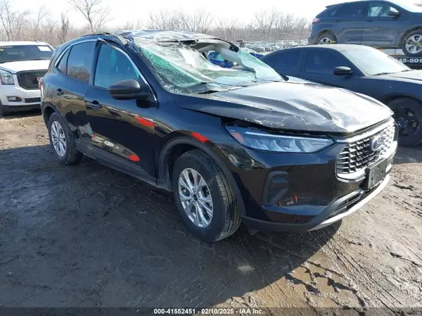 1FMCU0GN4PUA87676 2023 FORD ESCAPE - Image 1