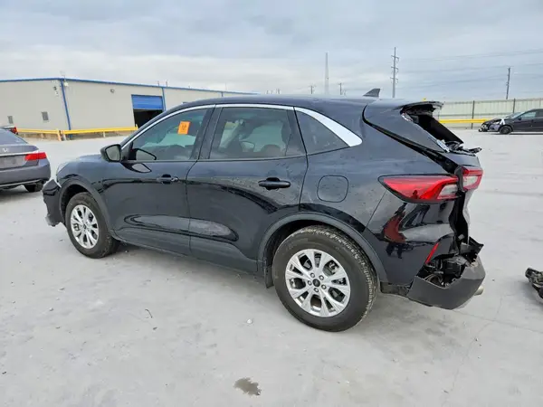 1FMCU0GN4PUB00216 2023 FORD ESCAPE - Image 2