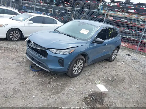 1FMCU0GN4PUB45723 2023 FORD ESCAPE - Image 2