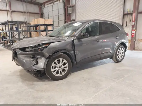 1FMCU0GN4RUA26038 2024 FORD ESCAPE - Image 2