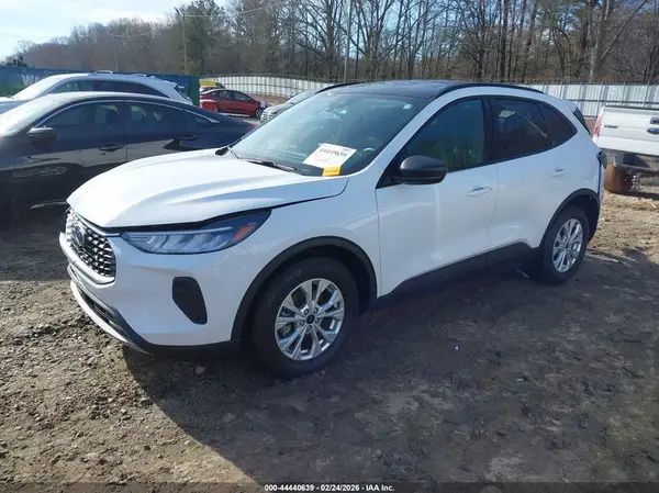 1FMCU0GN4SUB49389 2025 FORD ESCAPE - Image 2