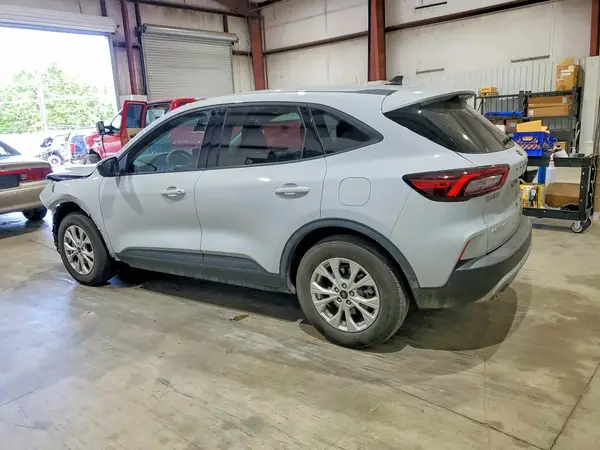 1FMCU0GN5SUA25745 2025 FORD ESCAPE - Image 2