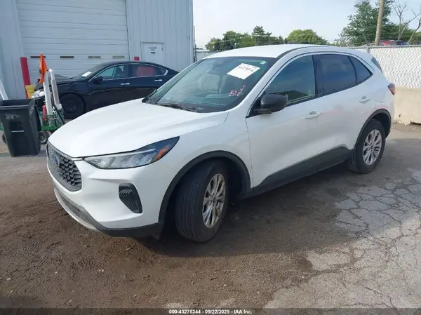1FMCU0GN6RUA16904 2024 FORD ESCAPE - Image 2