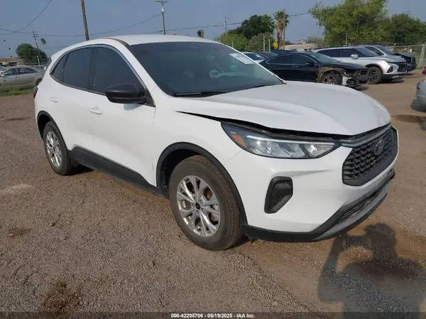 1FMCU0GN6RUA21360 2024 FORD ESCAPE - Image 1