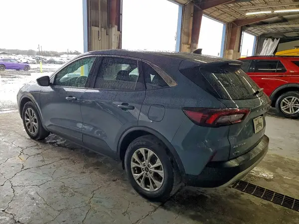 1FMCU0GN7PUA72492 2023 FORD ESCAPE - Image 2