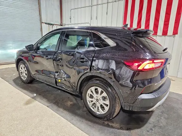 1FMCU0GN7RUA27488 2024 FORD ESCAPE - Image 2