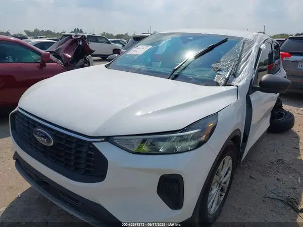 1FMCU0GN7RUB24030 2024 FORD ESCAPE - Image 2