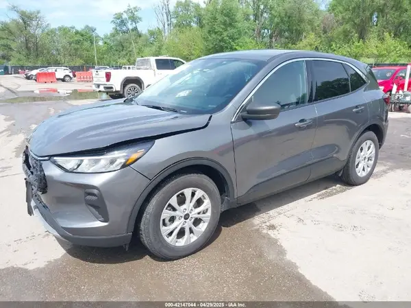1FMCU0GN7RUB49526 2024 FORD ESCAPE - Image 2