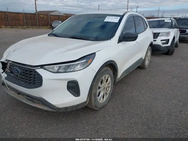 1FMCU0GN8RUA07752 2024 FORD ESCAPE - Image 2
