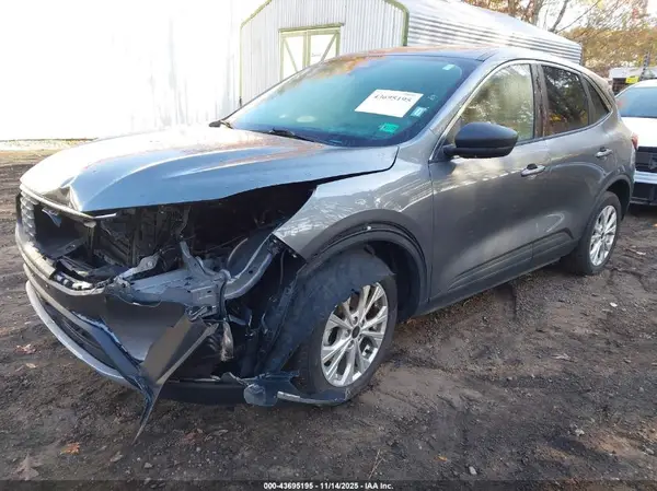 1FMCU0GN8RUA52724 2024 FORD ESCAPE - Image 2