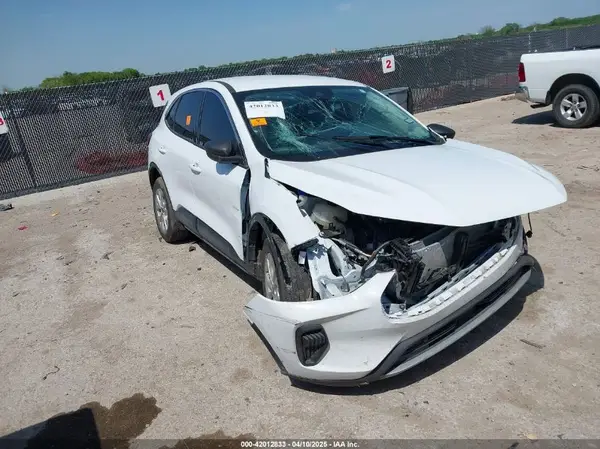 1FMCU0GN8RUA59771 2024 FORD ESCAPE - Image 1