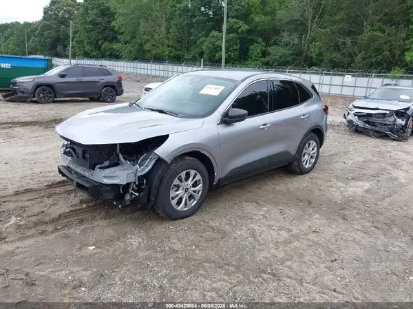 1FMCU0GN8RUA96030 2024 FORD ESCAPE - Image 2