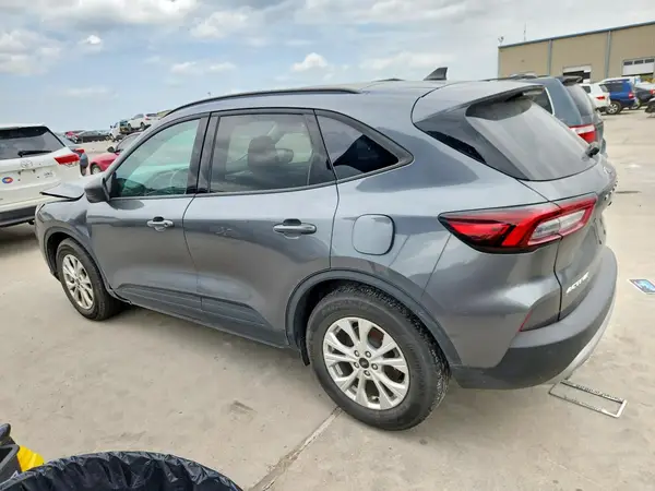 1FMCU0GN8SUA22628 2025 FORD ESCAPE - Image 2