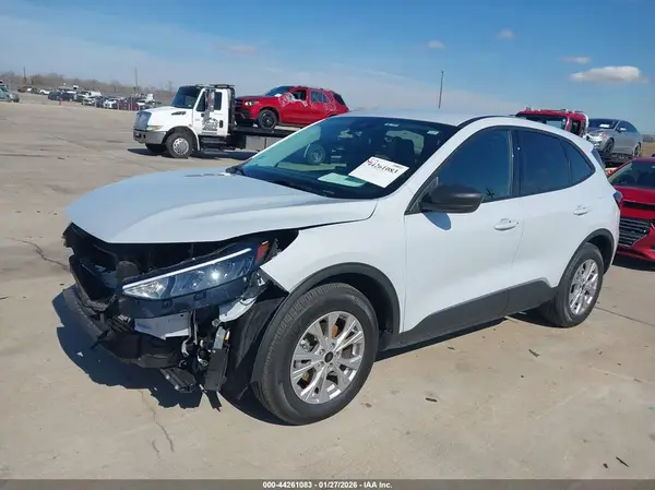 1FMCU0GN9SUA14747 2025 FORD ESCAPE - Image 2