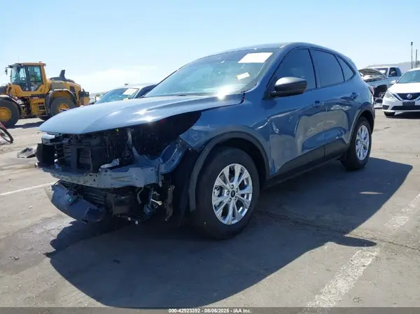 1FMCU0GN9SUA95894 2025 FORD ESCAPE - Image 2