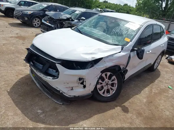 1FMCU0GN9SUB16470 2025 FORD ESCAPE - Image 2