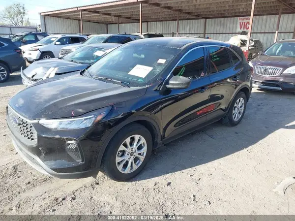 1FMCU0GNXPUA70431 2023 FORD ESCAPE - Image 2