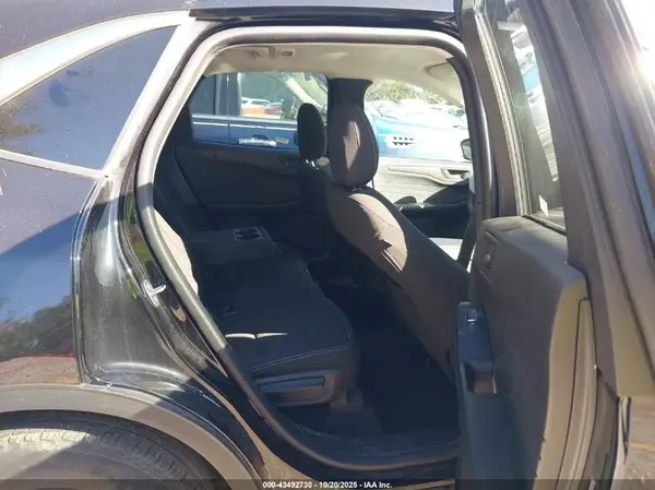 1FMCU0GNXRUA25735 2024 FORD ESCAPE - Image 8