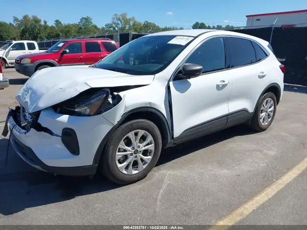 1FMCU0GNXRUA34922 2024 FORD ESCAPE - Image 2