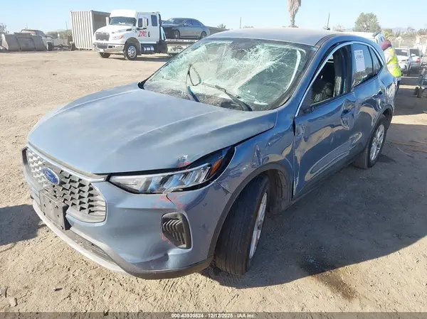 1FMCU0GNXRUA99415 2024 FORD ESCAPE - Image 2