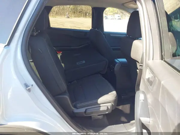 1FMCU0GNXSUA42864 2025 FORD ESCAPE - Image 8
