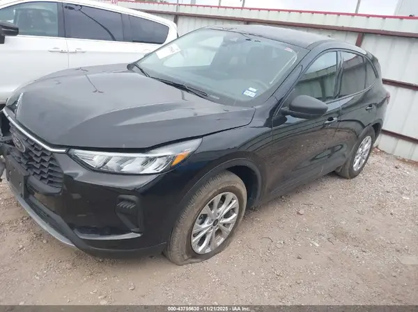 1FMCU0GNXSUA73337 2025 FORD ESCAPE - Image 2